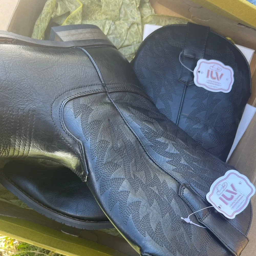 IUV Cowboy Boots